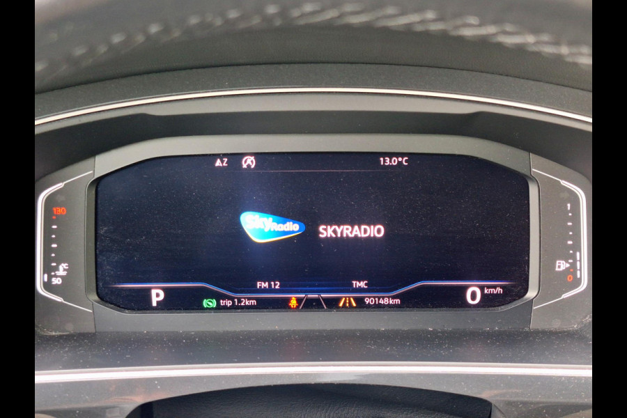 Volkswagen Tiguan 1.5 TSI ACT DSG Highline Business R | Panorama | Climate V+A | Adaptive CC | LED | Navi |