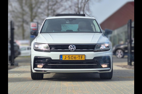 Volkswagen Tiguan 1.5 TSI ACT DSG Highline Business R | Panorama | Climate V+A | Adaptive CC | LED | Navi |