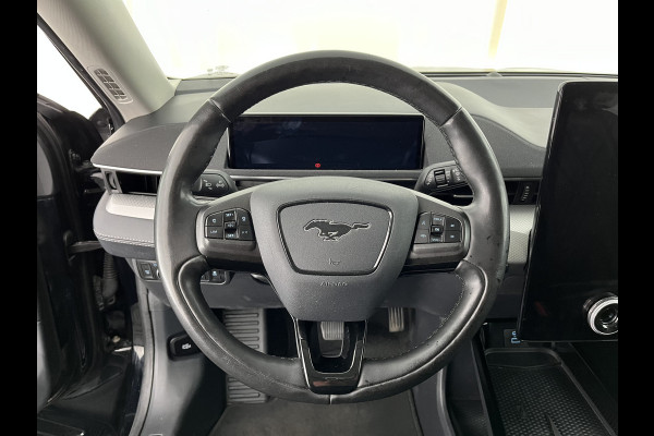 Ford Mustang Mach-E RWD 75 kWh [ 3-Fase-11kW ] {SOH-83%} (INCL-BTW)  Aut. *LEATHER | FULL-LED | DAB | DIGI-COCKPIT | KEYLESS | NAVI-FULLMAP | CARPLAY | HEATED-COMFORTSEATS | TOPVIEW | ADAPTIVE-CRUISE | PRIVACY-GLASS | 18'' ALU*
