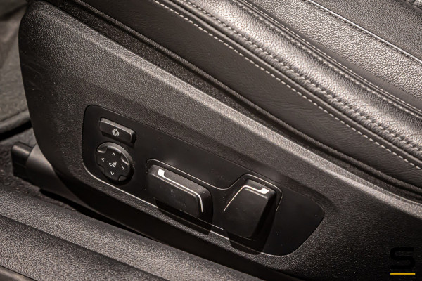 BMW 4 Serie Cabrio 420i High Executive|M-sport|E-stoel|Cam