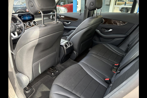 Mercedes-Benz GLC 300e 4MATIC Premium Plus | Panoramadak | Trekhaak | Achteruitrijcamera | Stoelverwarming | Half leder |