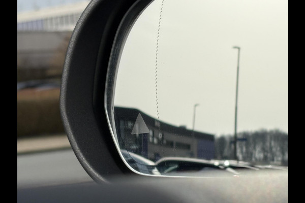 Mercedes-Benz GLC 300e 4MATIC Premium Plus | Panoramadak | Trekhaak | Achteruitrijcamera | Stoelverwarming | Half leder |