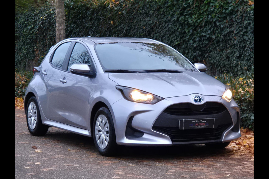 Toyota Yaris Fabrieksgarantie 3-2027 100% dealerond. 1e-eigenaar NAP APK 1-2028 1.5 Hybrid Active Automaat Camera Navi CarPlay