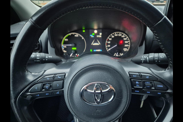 Toyota Yaris Fabrieksgarantie 3-2027 100% dealerond. 1e-eigenaar NAP APK 1-2028 1.5 Hybrid Active Automaat Camera Navi CarPlay