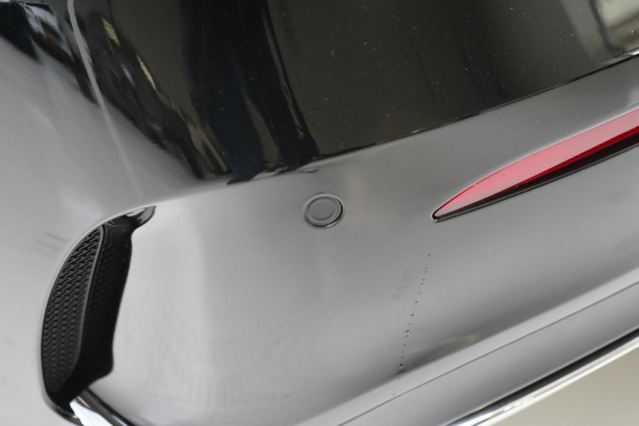 Mercedes-Benz A-Klasse 250 e AMG Line | SoH 96% | Sfeerverlichting | Navigatie | Black pakket | Sportstoelen