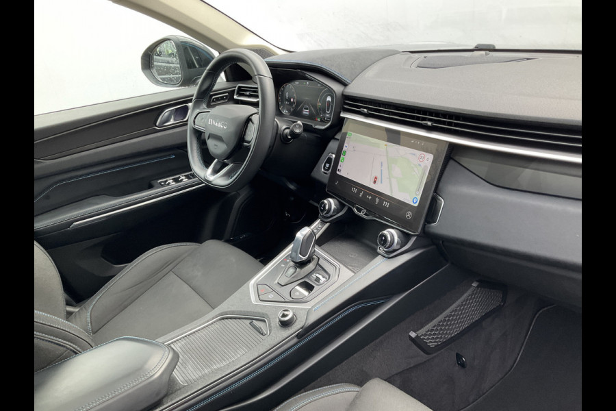 Lynk & Co 01 1.5 262pk Plug-in Carplay Adapt.Cruise Stoelverw Black