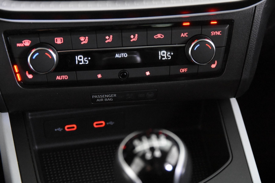 Seat Arona 1.0 TSI Urban *1ste Eigenaar*Navigatie*Stoelverwarming*