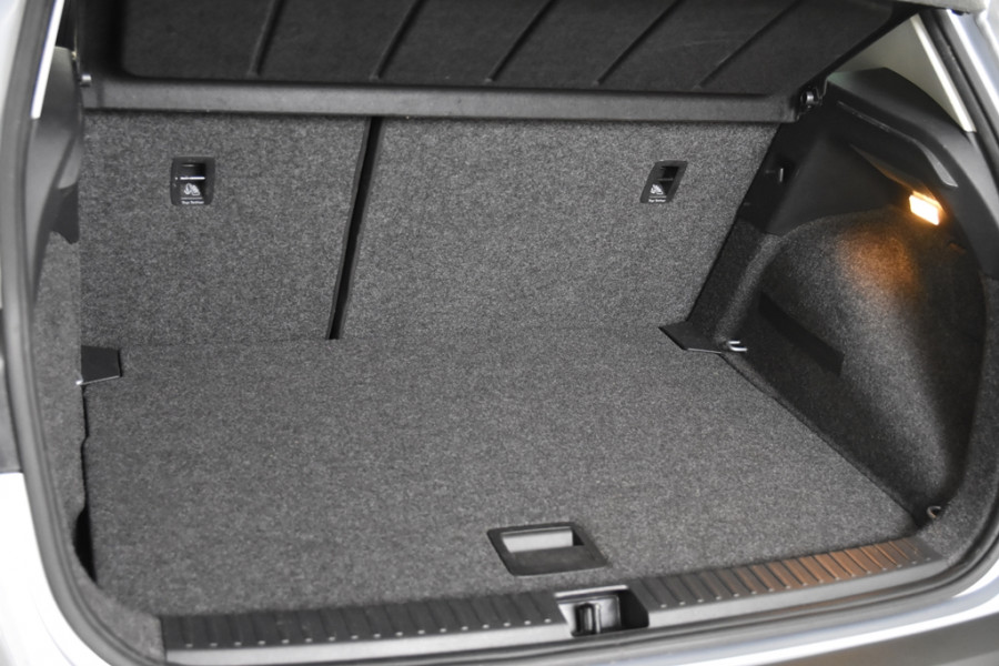 Seat Arona 1.0 TSI Urban *1ste Eigenaar*Navigatie*Stoelverwarming*