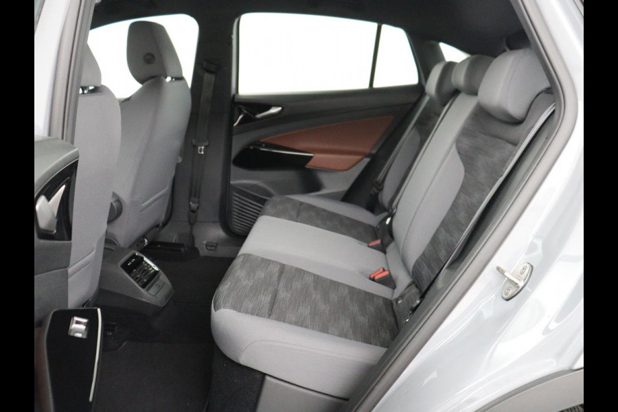 Volkswagen ID.5 Pro 77 kWh | SOH 94% | Stoelverwarming | Adaptive cruise | Carplay | Navigatie | 19'' | Parkeerhulp | Full LED | Stuurverwarming