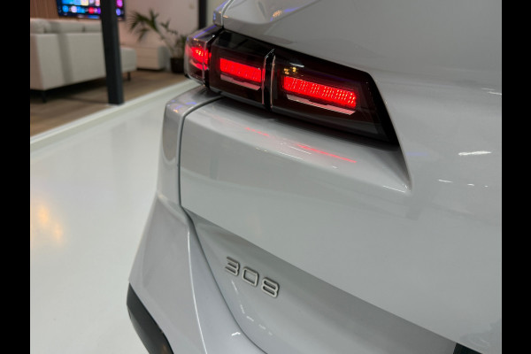 Peugeot 308 130pk Allure Trekhaak Navi, Leer Bekleding, Trekhaak, 360° Camera, ACC, LED Digital Cockpit,