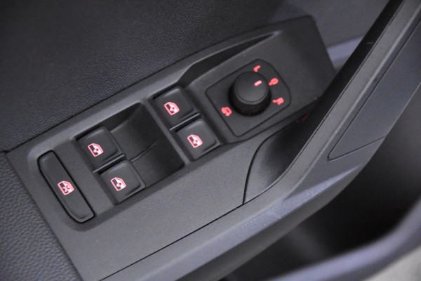 Seat Arona 1.0 TSI Urban *1ste Eigenaar*Navigatie*Stoelverwarming*