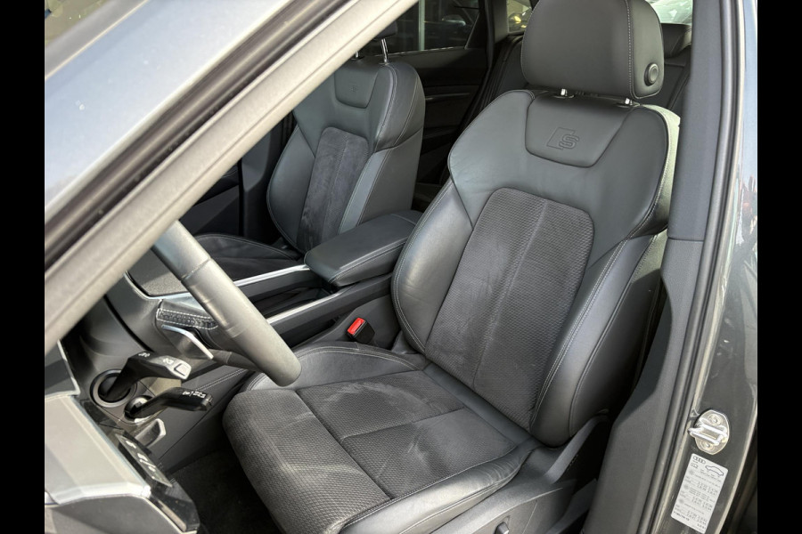 Audi e-tron 55 quattro S edition 95 kWh | Panoramadak | Stoelverwarming | Luchtvering | Memory Seats | ACC | B&O |