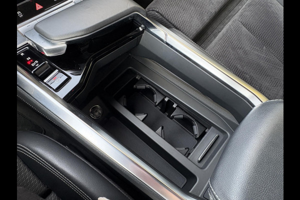 Audi e-tron 55 quattro S edition 95 kWh | Panoramadak | Stoelverwarming | Luchtvering | Memory Seats | ACC | B&O |