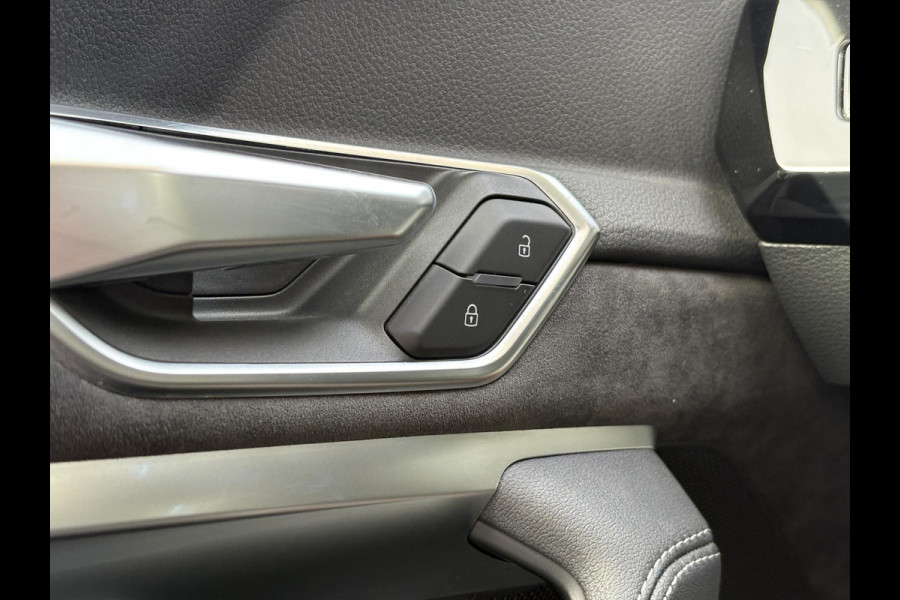 Audi e-tron 55 quattro S edition 95 kWh | Panoramadak | Stoelverwarming | Luchtvering | Memory Seats | ACC | B&O |