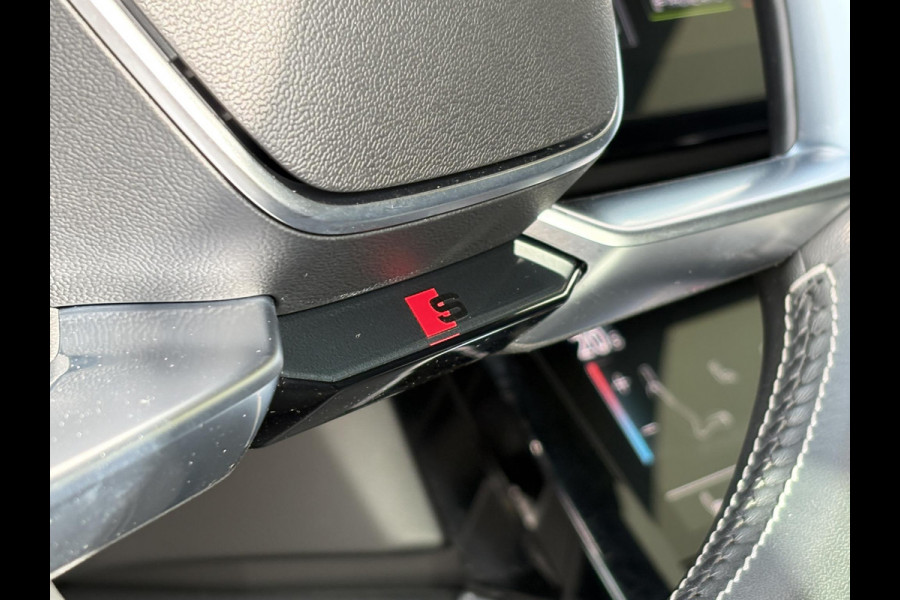 Audi e-tron 55 quattro S edition 95 kWh | Panoramadak | Stoelverwarming | Luchtvering | Memory Seats | ACC | B&O |