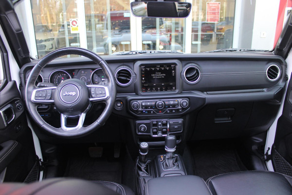 Jeep Wrangler Unlimited 4xe 380PK SAHARA OVERLAND | TRAILRATED | NAVIGATIE | APPLE CARPLAY/ANDROID AUTO | ACHTER/VOOR CAMERA | UITNEEMBARE DAKPLATEN | HARDTOP IN KLEUR | LEDEREN BEKLEDING | STOEL/STUUR VERWARMING | LED KOPLAMPEN | ADAPTIVE CRUISE CONTROL | TREE PLANKEN | HARD WHEELCOVER |