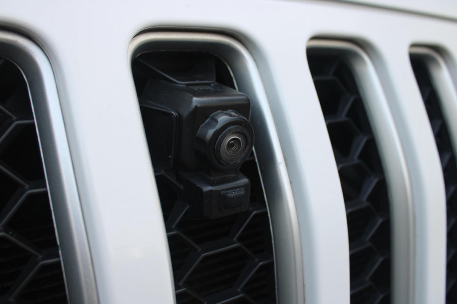 Jeep Wrangler Unlimited 4xe 380PK SAHARA OVERLAND | TRAILRATED | NAVIGATIE | APPLE CARPLAY/ANDROID AUTO | ACHTER/VOOR CAMERA | UITNEEMBARE DAKPLATEN | HARDTOP IN KLEUR | LEDEREN BEKLEDING | STOEL/STUUR VERWARMING | LED KOPLAMPEN | ADAPTIVE CRUISE CONTROL | TREE PLANKEN | HARD WHEELCOVER |