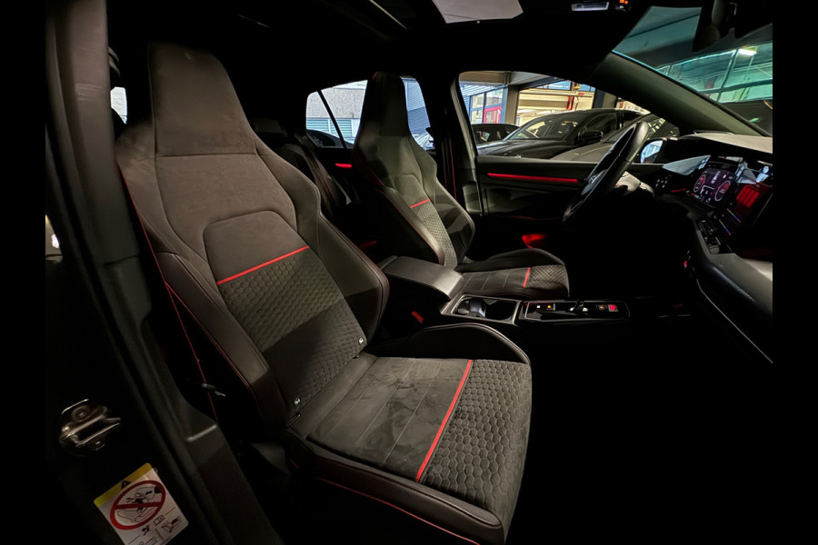 Volkswagen Golf 2.0 TSI GTI Clubsport Pano|HuD|H/K|IQ|Keyless