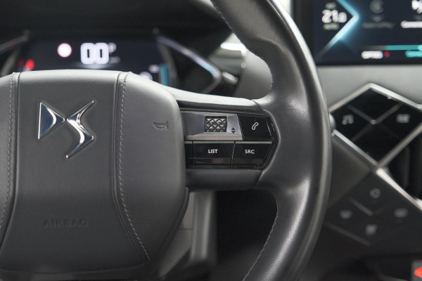 DS Ds 3 Crossback E-Tense So Chic 50 kWh | SHO = 93,8% | Allseason Banden | Camera | Dodehoekdetectie | Head-Up Display