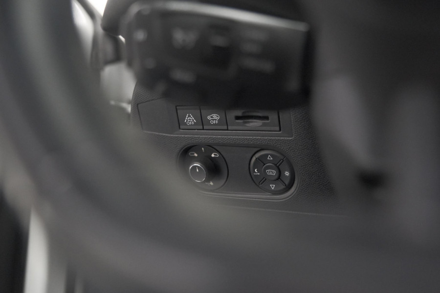 DS Ds 3 Crossback E-Tense So Chic 50 kWh | SHO = 93,8% | Allseason Banden | Camera | Dodehoekdetectie | Head-Up Display