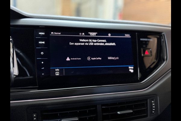 Volkswagen Polo 1.0 TSI R-Line | 110pk | IQ Drive pakket | Discover Pro | Clima | IQ Light |17 Inch|