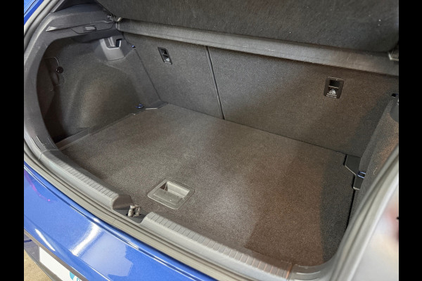 Volkswagen Polo 1.0 TSI R-Line | 110pk | IQ Drive pakket | Discover Pro | Clima | IQ Light |17 Inch|