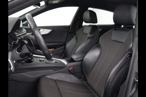Audi A5 40 TFSI Sport S-Line edition | Carplay | Sportstoelen | Full LED | Half leder | Navigatie | Parkeerhulp | Cruise control | Bluetooth | Climate control | Sportstuur