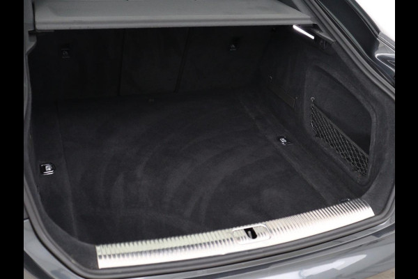 Audi A5 40 TFSI Sport S-Line edition | Carplay | Sportstoelen | Full LED | Half leder | Navigatie | Parkeerhulp | Cruise control | Bluetooth | Climate control | Sportstuur