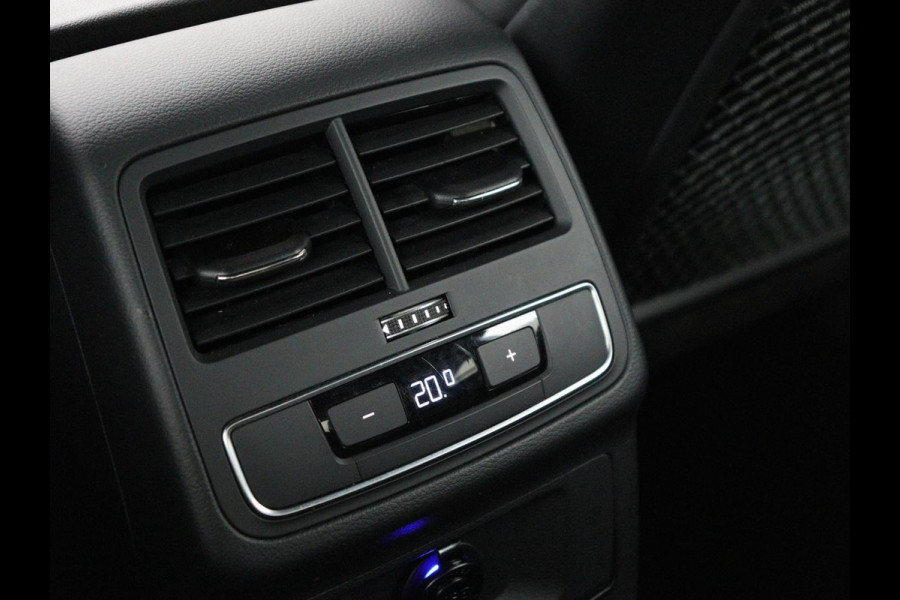 Audi A5 40 TFSI Sport S-Line edition | Carplay | Sportstoelen | Full LED | Half leder | Navigatie | Parkeerhulp | Cruise control | Bluetooth | Climate control | Sportstuur