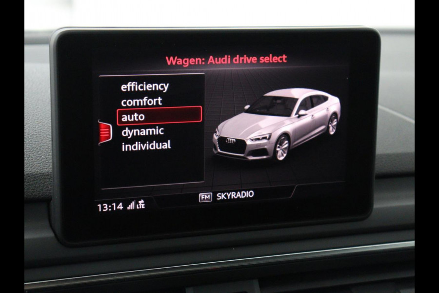 Audi A5 40 TFSI Sport S-Line edition | Carplay | Sportstoelen | Full LED | Half leder | Navigatie | Parkeerhulp | Cruise control | Bluetooth | Climate control | Sportstuur