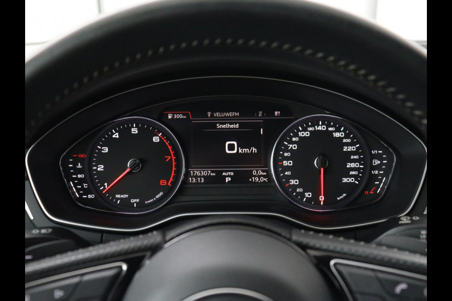 Audi A5 40 TFSI Sport S-Line edition | Carplay | Sportstoelen | Full LED | Half leder | Navigatie | Parkeerhulp | Cruise control | Bluetooth | Climate control | Sportstuur