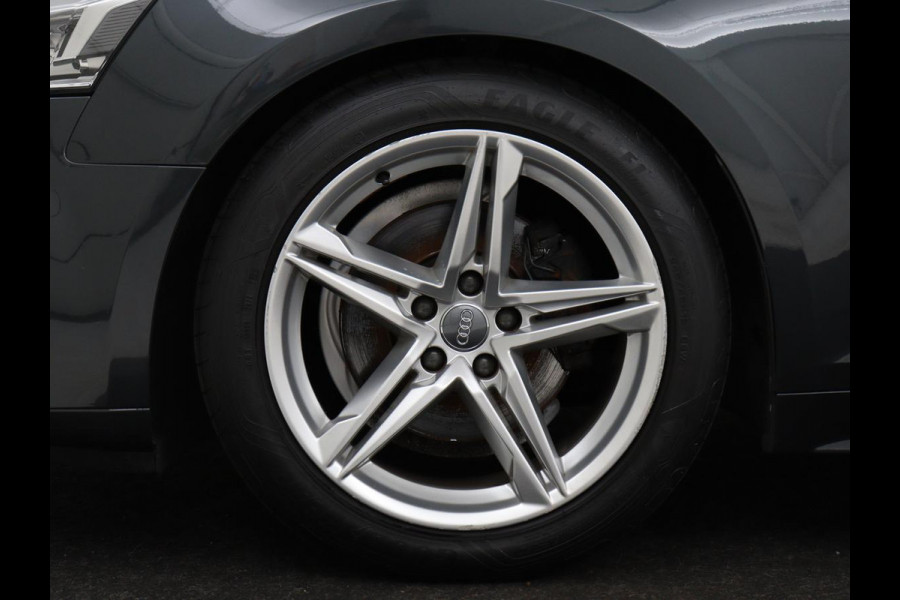 Audi A5 40 TFSI Sport S-Line edition | Carplay | Sportstoelen | Full LED | Half leder | Navigatie | Parkeerhulp | Cruise control | Bluetooth | Climate control | Sportstuur