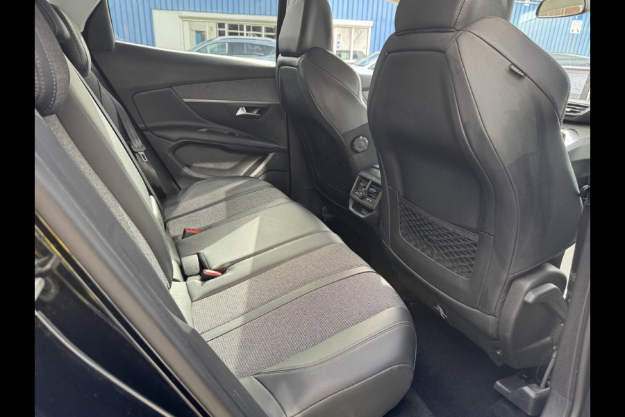 Peugeot 3008 1.2 PureTech Allure Pack - Navigatie / Apple Carplay I Airco I LED I DPC I Sport pakket I Dealer onderhouden