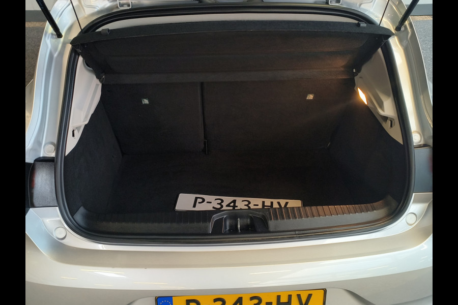 Renault Clio 1.6 E-Tech Hybrid 140 Business Zen uit 2021 Rijklaar  + 12 maanden Bovag-garantie Henk Jongen Auto's in Helmond,  al 50 jaar service zoals 't hoort!