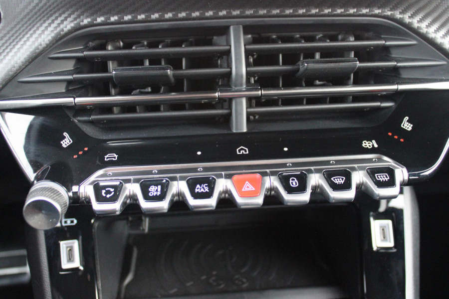 Peugeot 2008 1.2 Hybrid 145PK GT AUTOMAAT | ELEKTRISCH BEDIENBARE BESTUURDERSSTOEL | NAVIGATIE | FULL LED KOPLAMPEN | DRAADLOZE APPLE CARPLAY/ANDROID AUTO | ADAPTIVE CRUISE CONTROL | CAMERA VOOR + ACHTER | CLIMATE CONTROL | LICHTMETALEN VELGEN 17" | KEYLESS ENTRY/START | DAB+ RADIO | ALCANTARA/LEDEREN BEKLEDING  | DODEHOEK DETECTIE | PARKEERSENSOREN VOOR + ACHTER | STOEL VERWARMING |