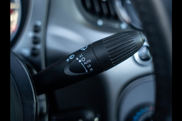 Abarth 595C 1.4 T-Jet 165PK Turismo / Xenon / Beats / Carplay / PDC