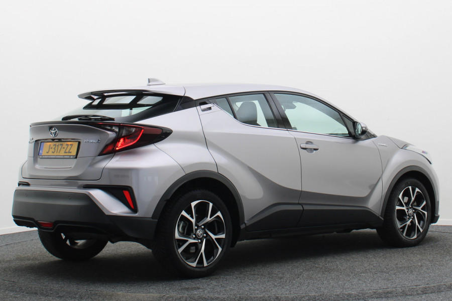 Toyota C-HR 1.8 Hybrid Dynamic Camera, Apple Carplay, Keyless, Lane Assist, ACC, LED, 18"