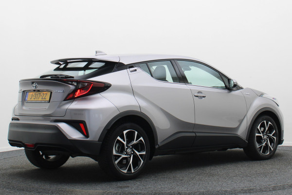 Toyota C-HR 1.8 Hybrid Dynamic Camera, Apple Carplay, Keyless, Lane Assist, ACC, LED, 18"