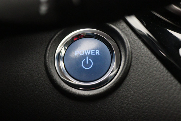 Toyota C-HR 1.8 Hybrid Dynamic Camera, Apple Carplay, Keyless, Lane Assist, ACC, LED, 18"