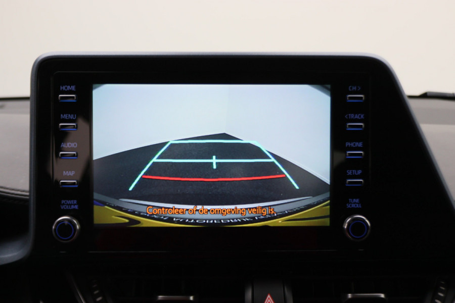 Toyota C-HR 1.8 Hybrid Dynamic Camera, Apple Carplay, Keyless, Lane Assist, ACC, LED, 18"