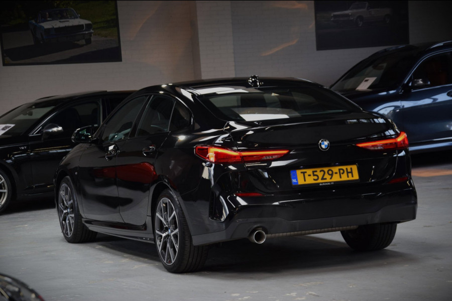 BMW 2 Serie Gran Coupé 218i *M-Pakket*Navi|Leder|Leder|2e Eig.|Dealer onderhouden