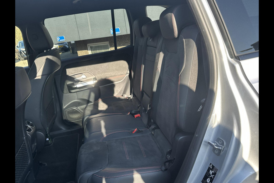 Mercedes-Benz EQB 250+ AMG Line 7p. 71 kWh | SOH 99% | 7 PERSOONS| ELEKTRISCHE ACHTERKLEP| STOELVERWARMING| DODE HOEK SENSOR| SFEERVERLICHTING| APPLE CARPLAY/ ANDROID AUTO