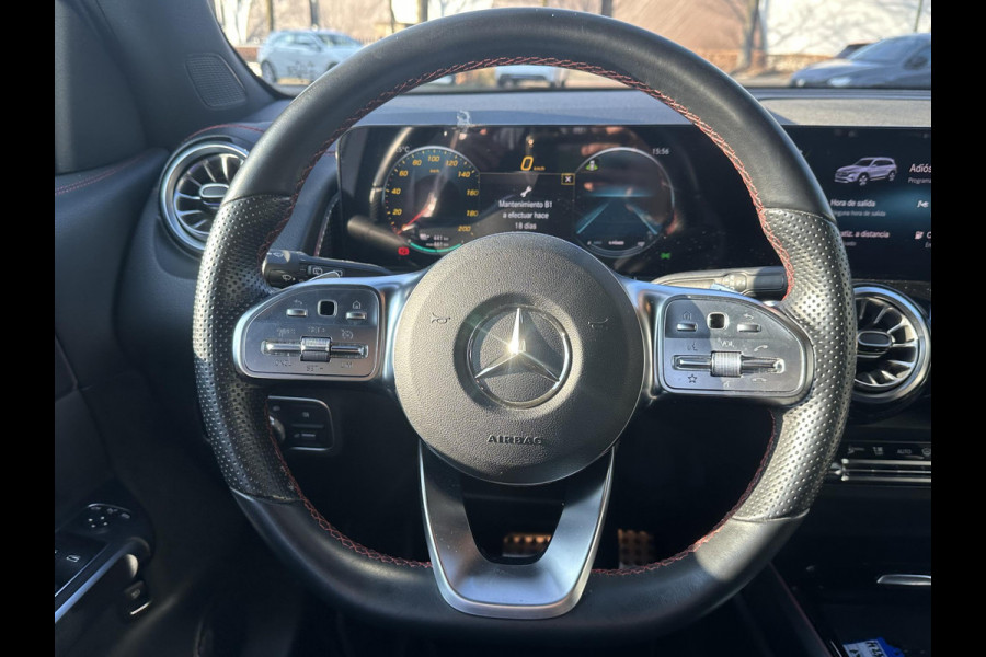 Mercedes-Benz EQB 250+ AMG Line 7p. 71 kWh | SOH 99% | 7 PERSOONS| ELEKTRISCHE ACHTERKLEP| STOELVERWARMING| DODE HOEK SENSOR| SFEERVERLICHTING| APPLE CARPLAY/ ANDROID AUTO