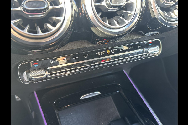 Mercedes-Benz EQB 250+ AMG Line 7p. 71 kWh | SOH 99% | 7 PERSOONS| ELEKTRISCHE ACHTERKLEP| STOELVERWARMING| DODE HOEK SENSOR| SFEERVERLICHTING| APPLE CARPLAY/ ANDROID AUTO