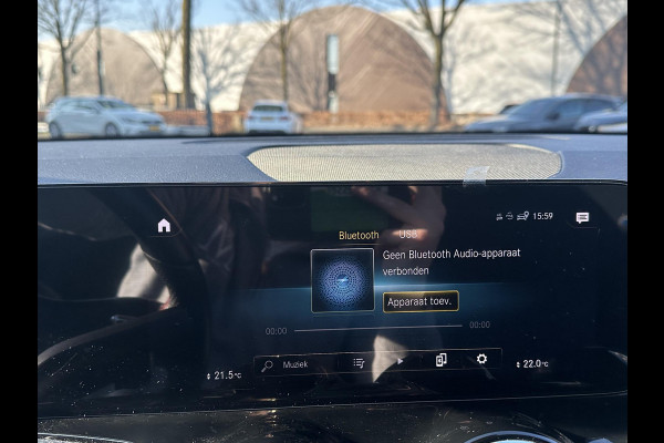 Mercedes-Benz EQB 250+ AMG Line 7p. 71 kWh | SOH 99% | 7 PERSOONS| ELEKTRISCHE ACHTERKLEP| STOELVERWARMING| DODE HOEK SENSOR| SFEERVERLICHTING| APPLE CARPLAY/ ANDROID AUTO