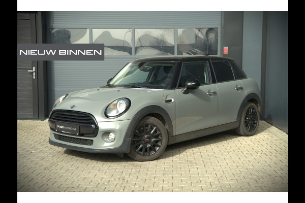 MINI Mini 1.5 Cooper | Apple Carplay | Navigatie | Cruise Control | Black Pack | Keyless | Automaat | NAP |