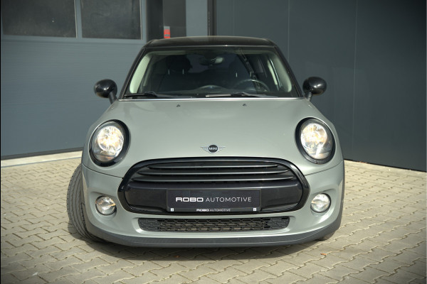 MINI Mini 1.5 Cooper | Apple Carplay | Navigatie | Cruise Control | Black Pack | Keyless | Automaat | NAP |
