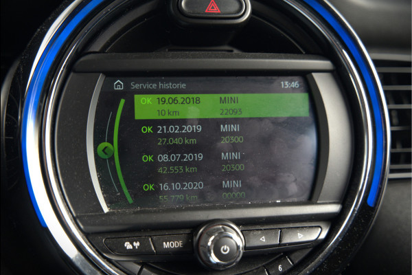 MINI Mini 1.5 Cooper | Apple Carplay | Navigatie | Cruise Control | Black Pack | Keyless | Automaat | NAP |