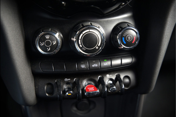 MINI Mini 1.5 Cooper | Apple Carplay | Navigatie | Cruise Control | Black Pack | Keyless | Automaat | NAP |