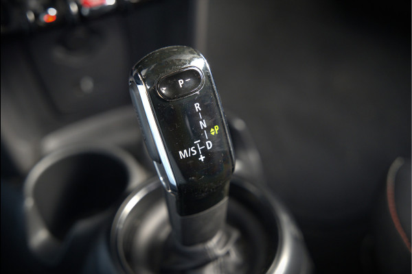 MINI Mini 1.5 Cooper | Apple Carplay | Navigatie | Cruise Control | Black Pack | Keyless | Automaat | NAP |